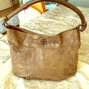 Tory Burch Audra Hobo in Weathered Gray